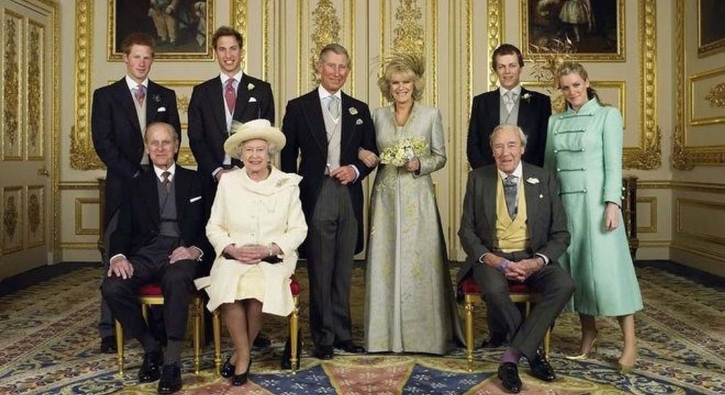 İngiliz Kraliyet Ailesi'ni anlatan beş belgesel