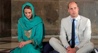 Kate Middleton ve Prens William'dan cami ziyareti