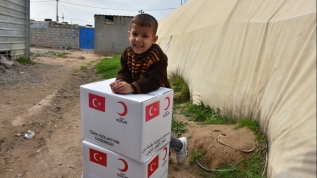 Türk Kızılay'ın yardım eli Kerkük'e uzandı
