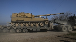İdlib'deki gözlem noktalarına 150 araçlık sevkiyat