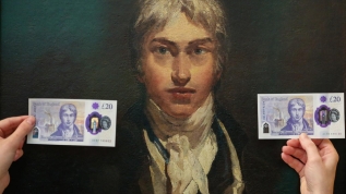 Yeni banknotlarını tanıttılar