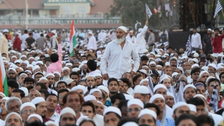 Hindistan'da Müslümanların protestoları sürüyor