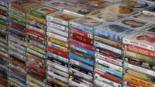 46 yıldır biriktirdiği kasetlerle nostalji keyfi yapıyor