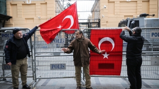 İdlib'teki saldırı Rusya'nın İstanbul Başkonsolosluğu önünde protesto edildi