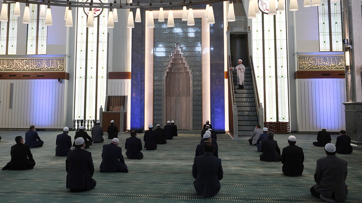 Beştepe Millet Camisi'nde cuma namazı kılındı