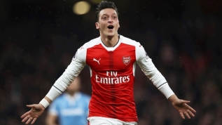 Mesut Özil'in menejerinden Fenerbahçe açıklaması