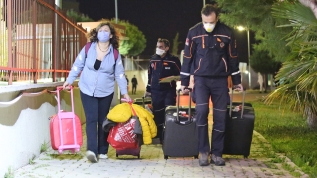 ABD'den gelen 210 kişi Manisa'daki yurtta karantinaya alındı