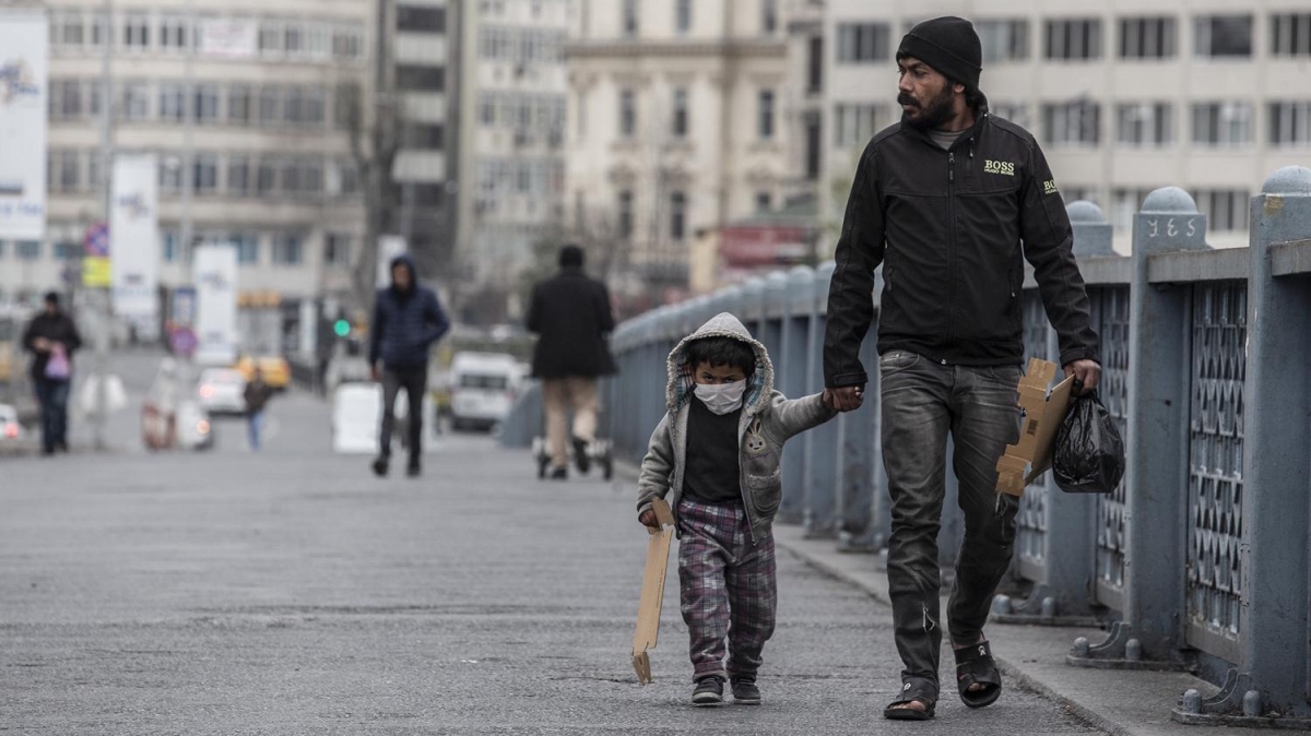 stanbul'da vatandalarn koronavirs nlemleri