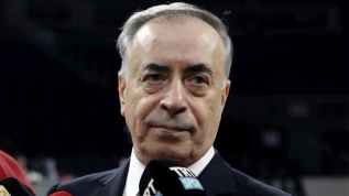 Galatasaray'da ekonomik kriz kapıda! Gözler o isimlerde