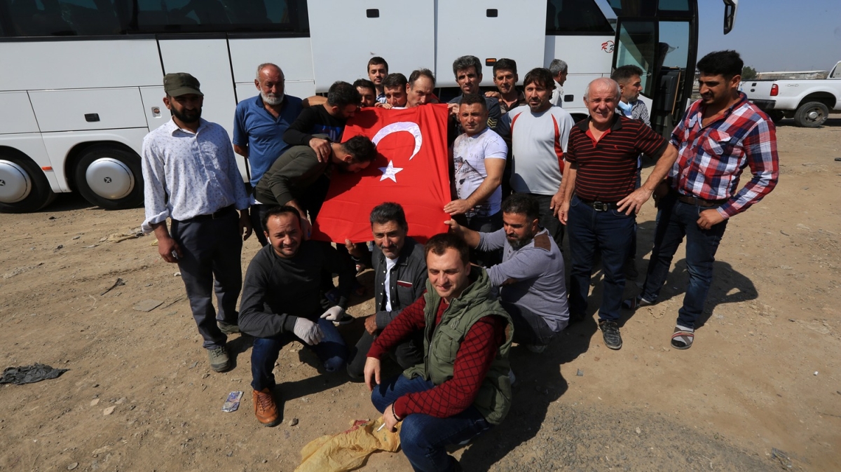 Irak'taki Türk vatandaşlarının yurda dönüşleri devam ediyor