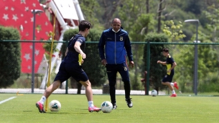 Mehmet Aurelio Fenerbahçe'de mesaiye başladı