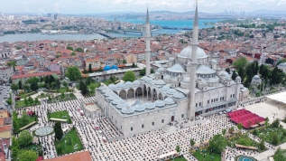 74 gün sonra ilk cuma