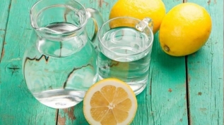 Limonlu suyun inanılmaz faydası! 1 ay boyunca limonlu su içince...