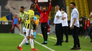 Fenerbahçe - Hatayspor maçında Caner Erkin'den Erol Bulut'a tepki!