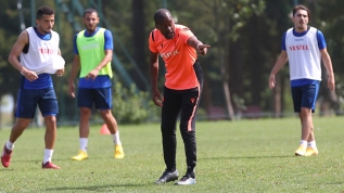 Eddie Newton'dan Fenerbahçe maçında iki değişiklik! İşte Trabzonspor'un muhtemel 11'i