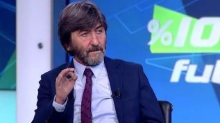 'Aylardır bu maçı bekleyeni oynatmıyorsun!' Rıdvan Dilmen'den sert eleştiri: Skandaldı