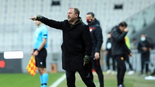 Beşiktaş'ta maç sonu 2 transferi açıkladı! Sergen Yalçın: 3. transferi söyledim...