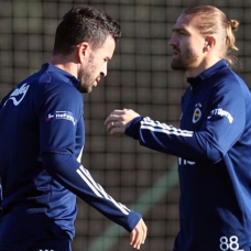 G�khan G�n�l Fenerbah�e'den ayr�l�yor! Yeni tak�m�...