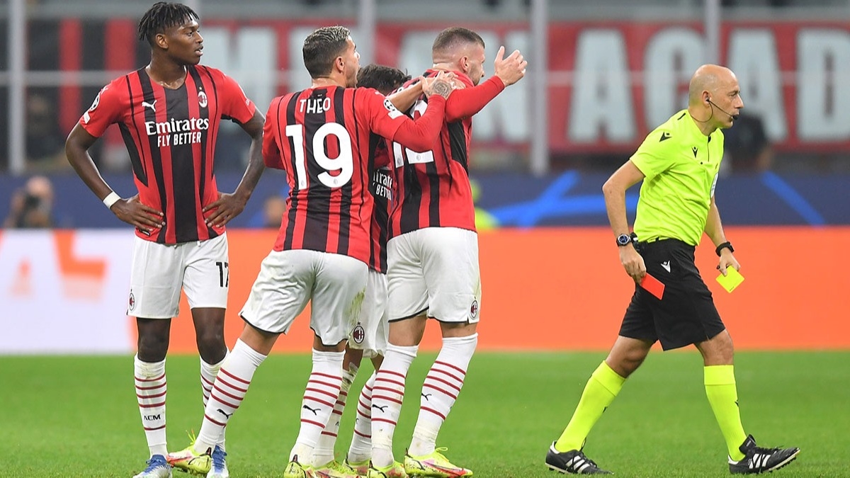 Milan - Atletico Madrid maçı sonrası Cüneyt Çakır'a sert sözler