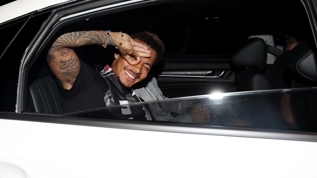 Be�ikta� Dele Alli'ye kavu�tu! Gece yar�s� b�yle kar��land�