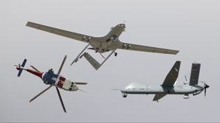 TEKNOFEST'te y�ld�zlar ge�idi! Nefesler tutuldu