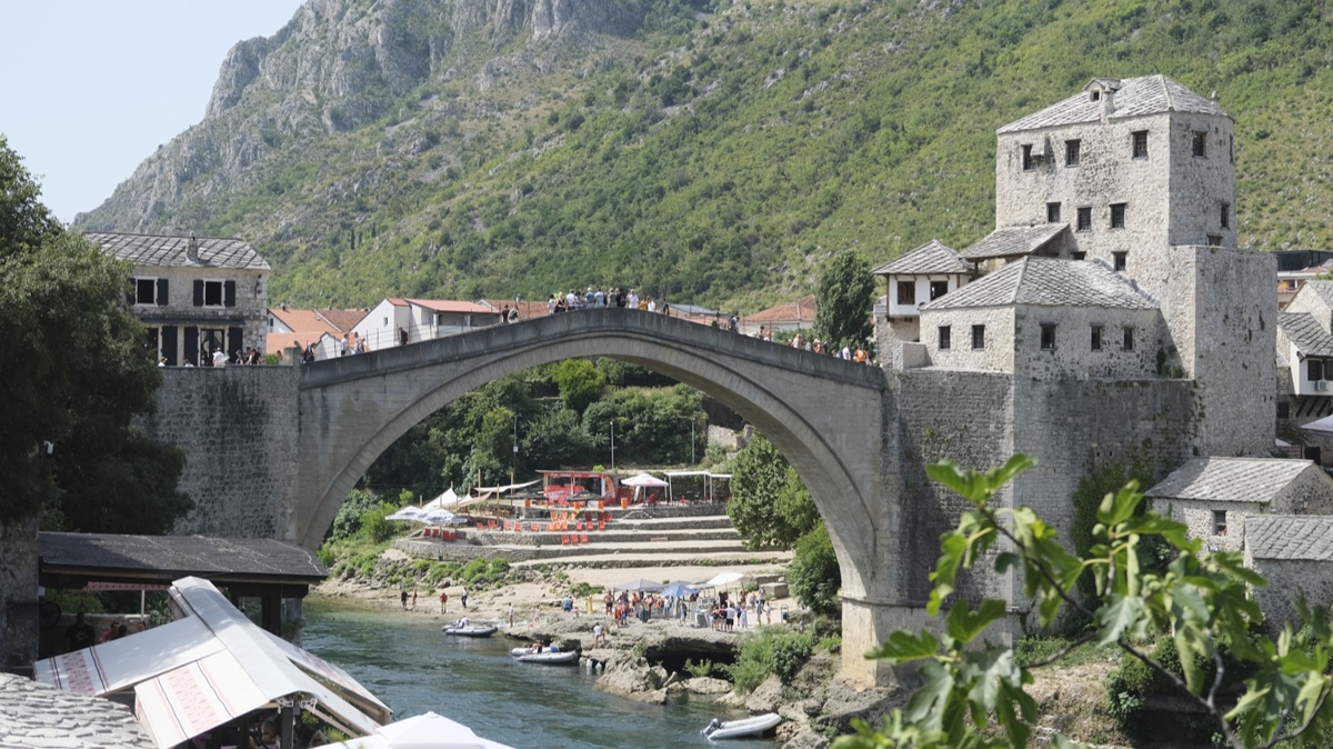 Osmanl gerdanl: Mostar Kprs!