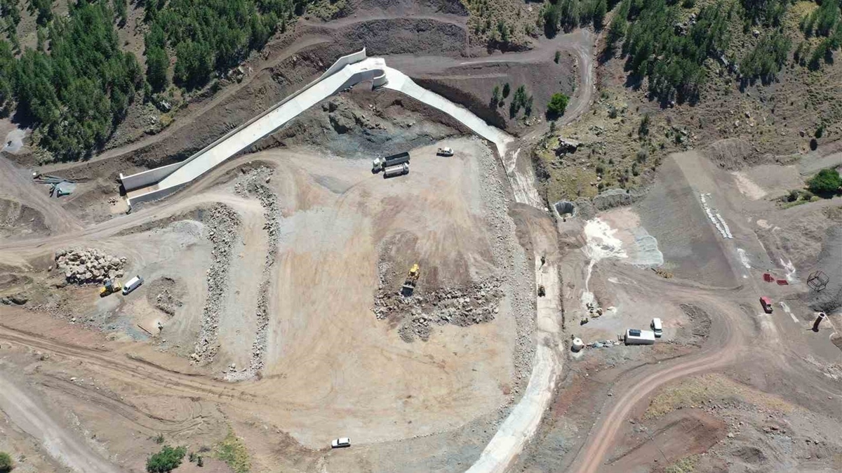 G�neyk�y G�ledi g�vde dolgusu in�aat� devam ediyor