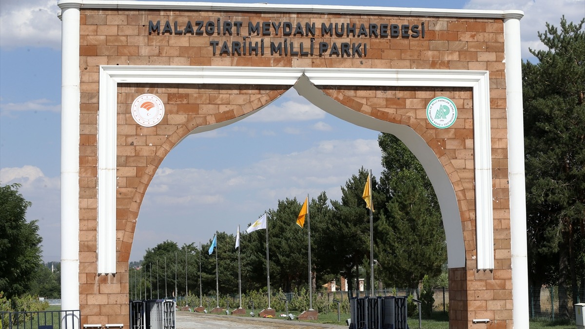 Malazgirt Zaferi'nin 952. yl dnm iin hazrlklar tamamland