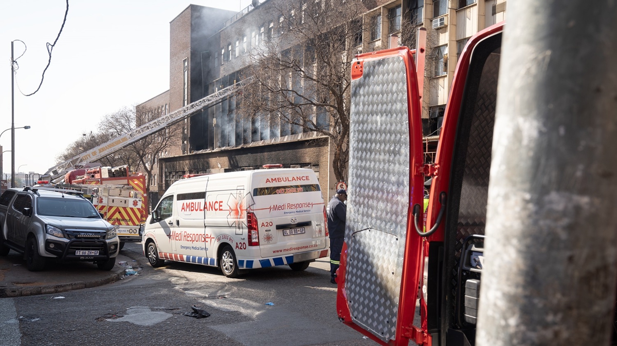 Güney Afrika'da yaşanan faciada 73 kişi yanarak can verdi