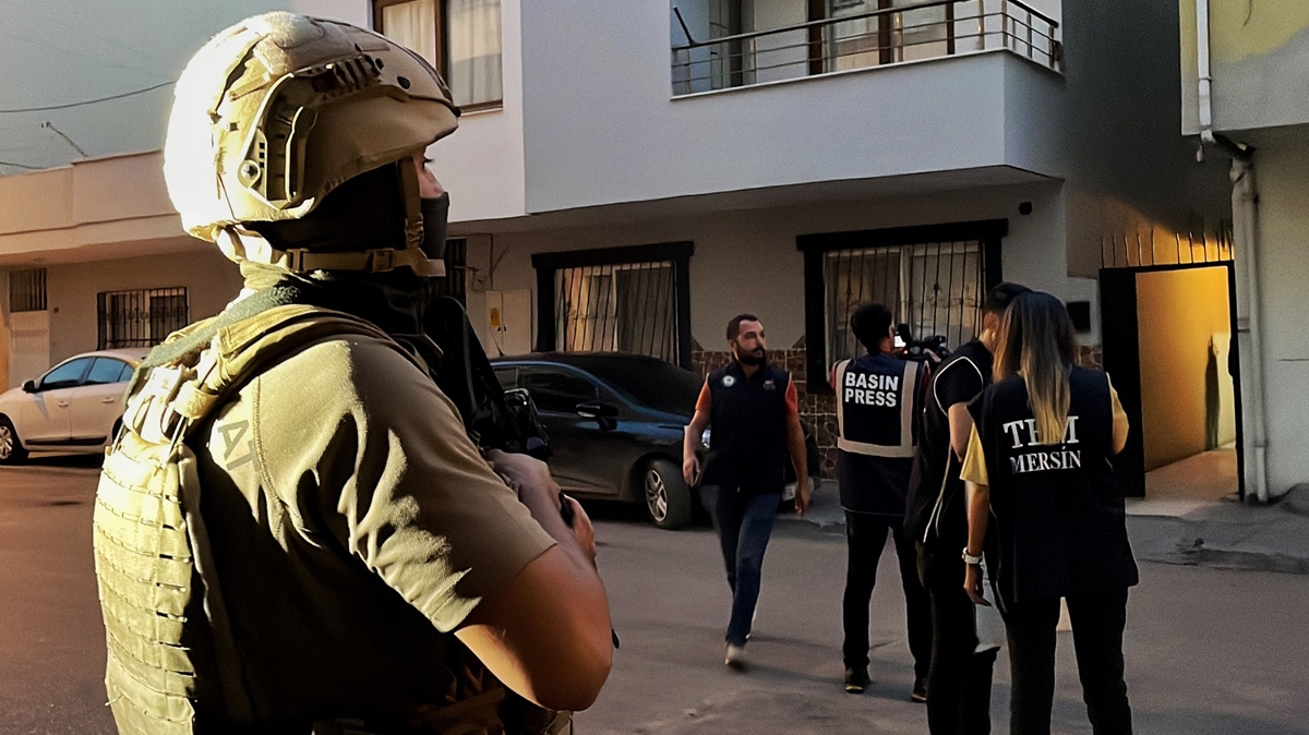 Mersin'de PKK, FET ve DEA operasyonu