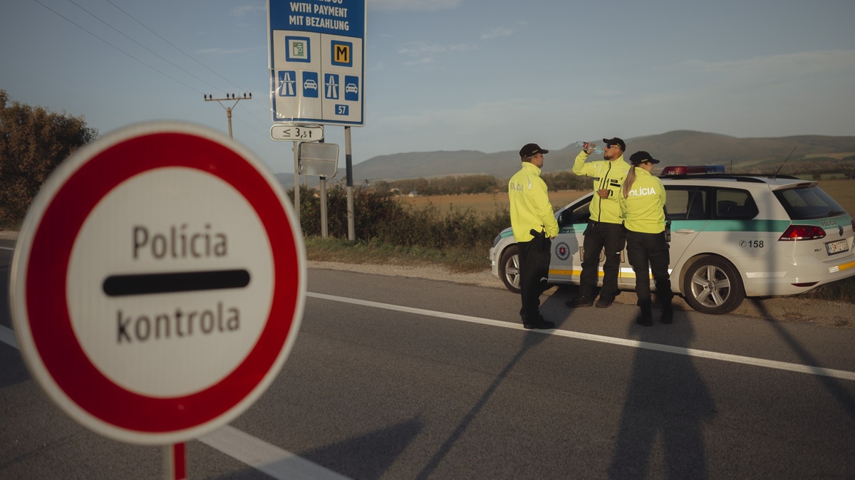 Slovakya'dan dzensiz ge nlem: Snrda kontrolleri sklatrd