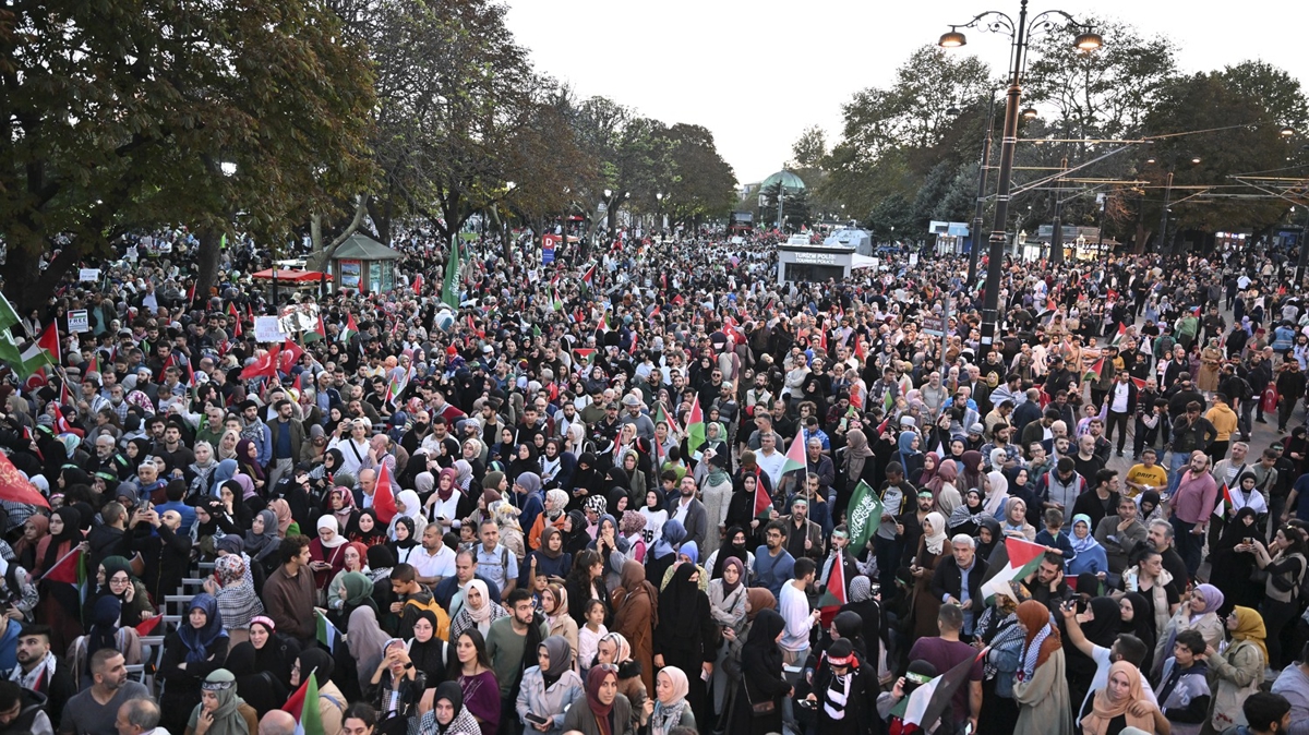 stanbul'da 'Byk Filistin Yry' dzenlendi