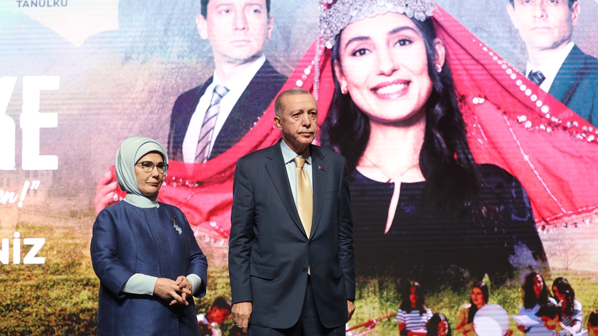 Cumhurbakan Erdoan, 'Aybke; retmen Oldum Ben!' filminin Ankara'daki galasna katld
