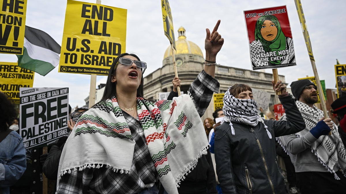 Washington DC'de  Filistin'e destek gsterisi: Btn dnya Gazze iin haykryor