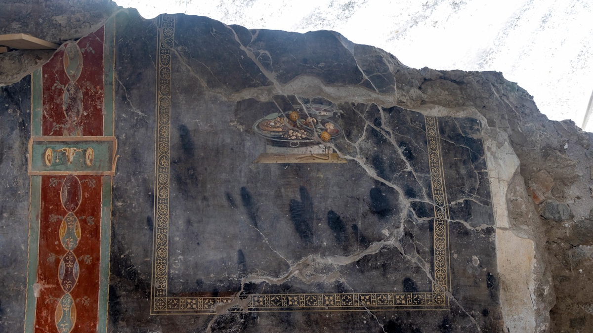 Antik Roma Kenti Pompeii'de yeni keifler