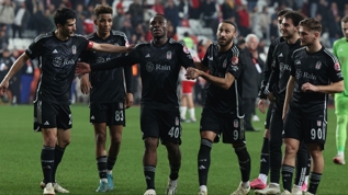 Fernando Santos emri verdi! Beşiktaş'ta 5 futbolcunun bileti kesildi