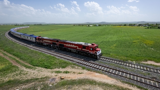 Trkiye'nin yeni turistik treni 'Mezopotamya Ekspresi' ilk seferini tamamlad