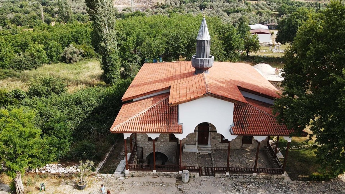 Evliya elebi'nin Seyahatnamesi'nde geen cami, orijinalliini koruyor