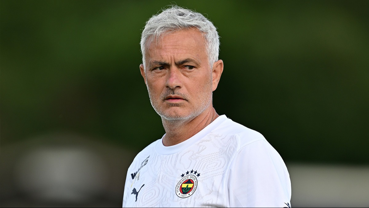 Jose Mourinho kadro iin kararn verdi! te takmdan gidecek oyuncular...