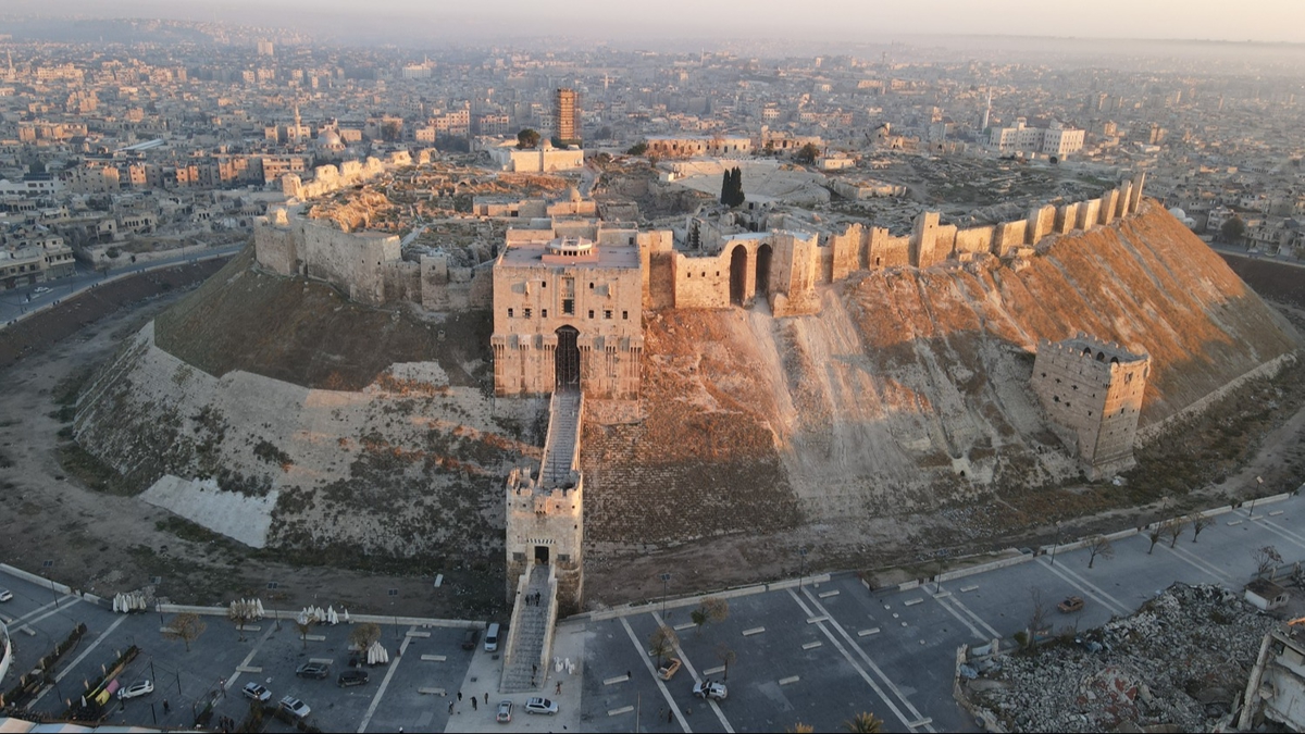 Halep'te kritik gelime: Kent merkezinin byk blm muhaliflerin kontrolnde