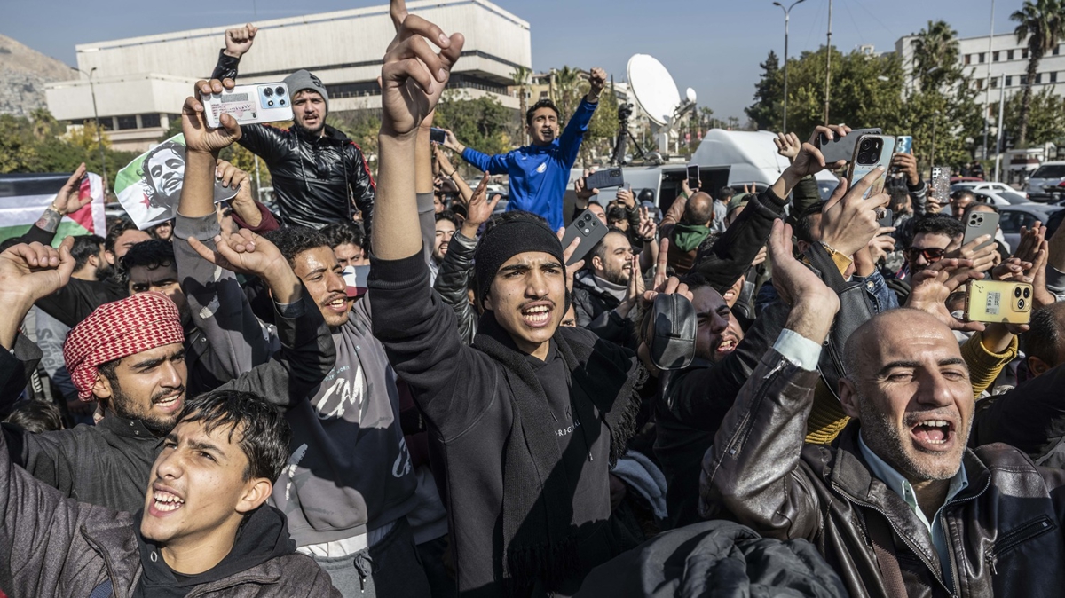 am'da Emevi Meydan'nda zafer cokusu!