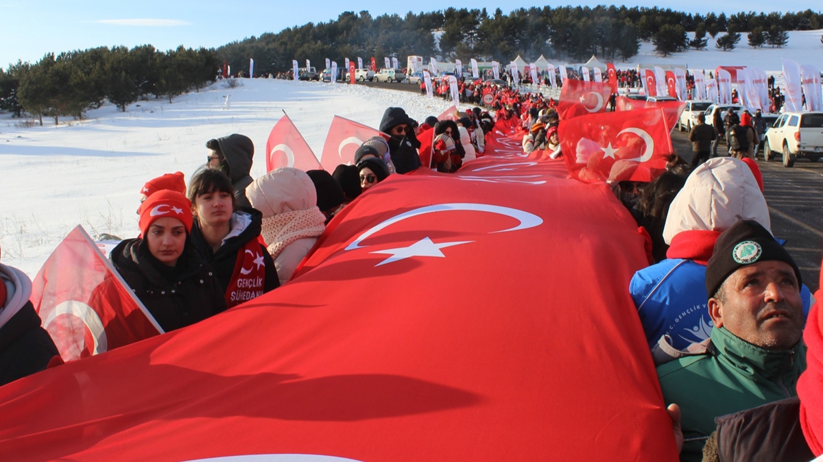 Trkiye, 'Bu toprakta izin var' temasyla Sarkam'ta bir araya geldi