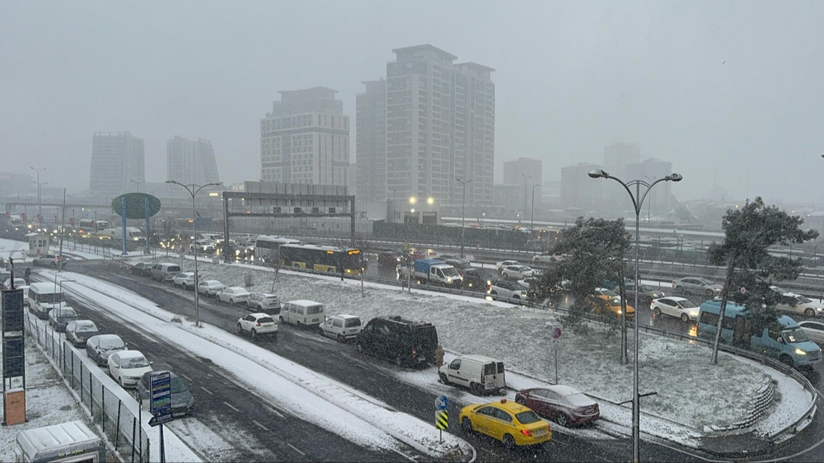 stanbul'da beklenen kar ya