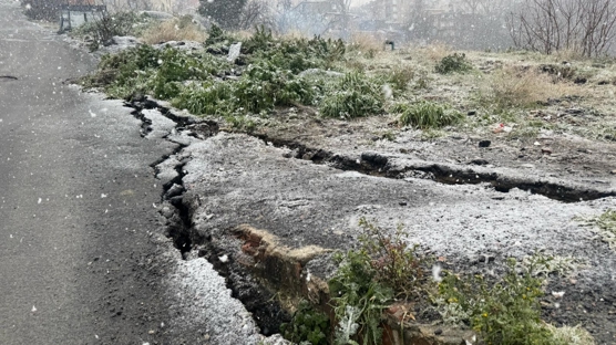 lede toprak kaymas: 3 bina tahliye edildi