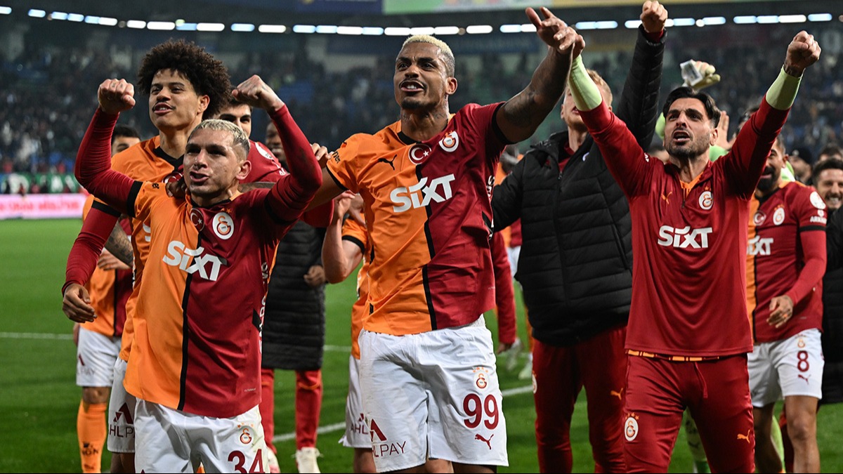 Galatasaray rekor iin sahada! Zorlu mata rakip Kasmpaa