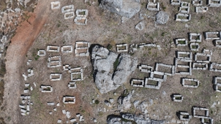 Tarih gn yzne kt! Sillyon kazlarnda Roma mezar srprizi