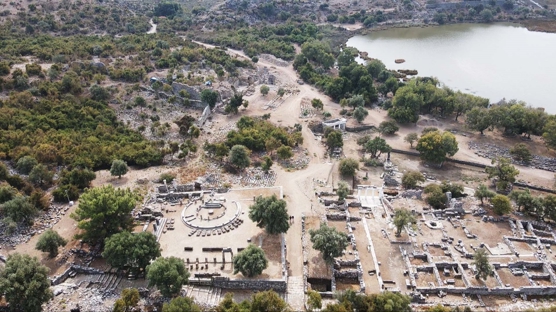 Tarihi kilise gn yzne kt: Antik kentteki kazlarda bulundu