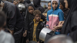 Gazze'de gda krizi: Filistinlilere yemek datld