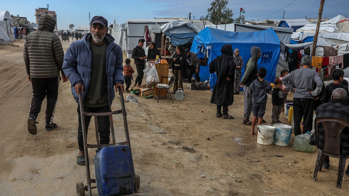 Gazze'de insani kriz: �ad�rlar� su bast�