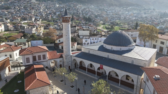 Habib-i Neccar Camisi 3 y�l aradan sonra ilk cuma namaz�na haz�rlan�yor